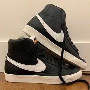 NWT Nike Blazer Mid ‘77 Vintage Size 8.5M
